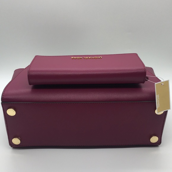 MICHAEL KORS ELLIS LG SATCHEL & LG WALLET MAGENTA - Picture 5 of 8